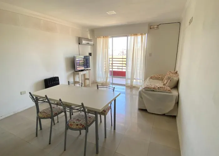 Departamento Centrico Con Cochera, Tarifa En Usd