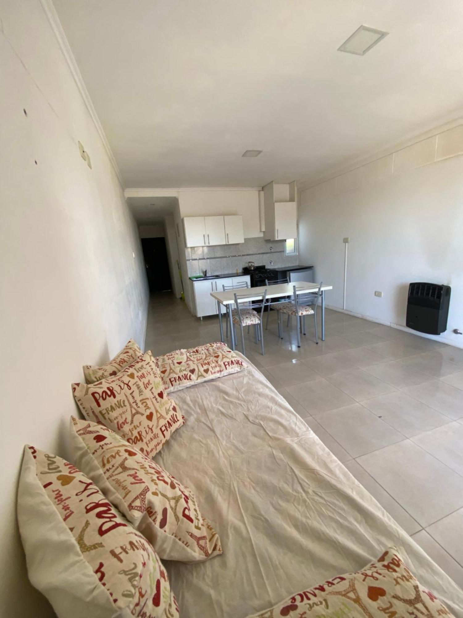 Departamento Centrico Con Cochera, Tarifa En Usd *