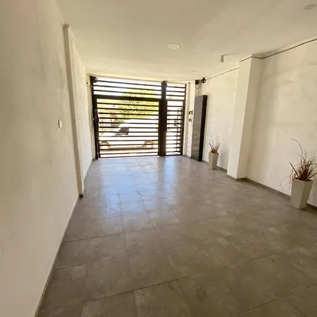 Departamento Centrico Con Cochera, Tarifa En Usd Gualeguaychu Exterior photo