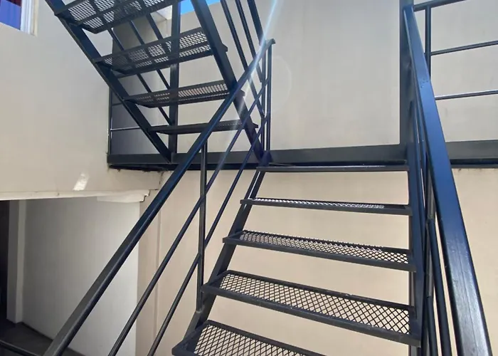 Departamento Centrico Con Cochera, Tarifa En Usd